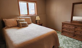 821 S Harlan, Algona, IA 50511