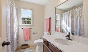 870 Vandenburg Dr, Boiling Springs, SC 29316