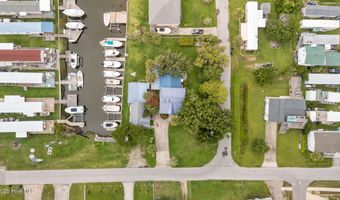 319 Old Causeway Rd, Atlantic Beach, NC 28512
