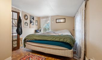 15 Grant St, Bangor, ME 04401