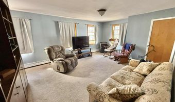 69 Green St, Augusta, ME 04330
