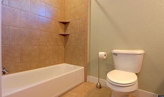 2793 Croydon Dr, Casper, WY 82609