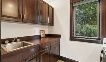 2705 Ridgetop Rd, Ames, IA 50014