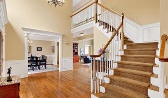 3 RAYMOND Ln, Belle Mead, NJ 08502