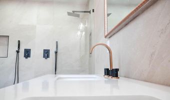3017 Frontier Ave NE, Albuquerque, NM 87106