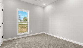 28 SISNEY Dr, Ash Flat, AR 72513