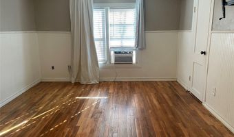 110 S Hubbard St, Alvord, TX 76225