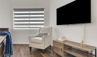 8208 Ogee Dr, Las Vegas, NV 89145