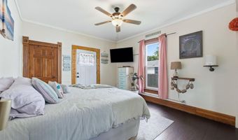 329 W 5th St, Auburn, IN 46706