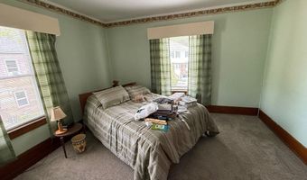 20-24 Church St, Barre, MA 01074