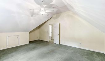 372 Woodhaven Dr, Athens, GA 30606