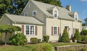 16 Elm Ave, East Providence, RI 02916