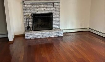 55 Whisper Ln, North Kingstown, RI 02852