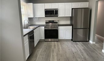 97 Idlewood Rd, Austintown, OH 44515