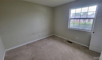 2811 Vineyard Dr, Arnold, MO 63010