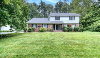 126 Grand View Ter, Brooklyn, CT 06234