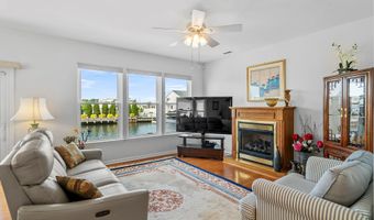 12 Blue Heron Ln, Bayville, NJ 08721