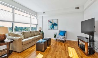 77 S Evergreen Ave 507, Arlington Heights, IL 60005