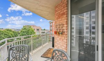 7500 WOODMONT Ave #S706, Bethesda, MD 20814
