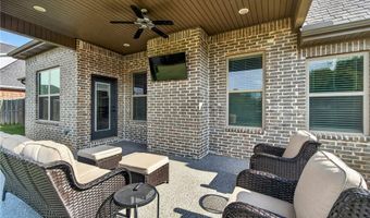 1902 SW Edinburgh Ave, Bentonville, AR 72713