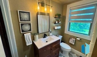 111 S 6Th St, Beresford, SD 57004