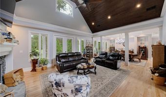 15 Greyrock, Adairsville, GA 30103