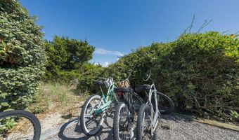 515 S Bald Head Wynd, Bald Head Island, NC 28461