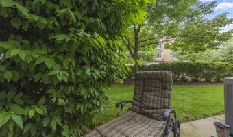 6 ELCO Ct, Bayonne, NJ 07002