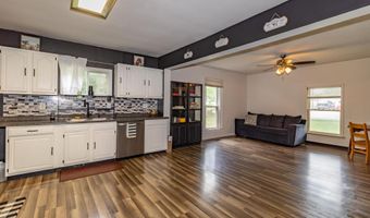 1193 Seneca St, Adrian, MI 49221