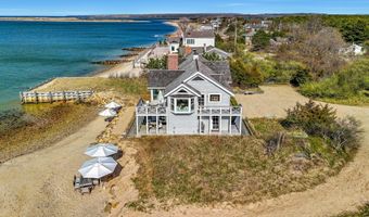 8-10 Old Lazy Point Rd, Amagansett, NY 11930