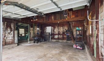 328 Marine Dr, Anderson, IN 46016