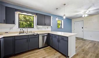 9419 NW 235TH Ter, Alachua, FL 32615
