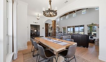 570 S Point Ct, Aledo, TX 76008