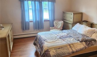 14 Cavalcade Blvd, Johnston, RI 02919
