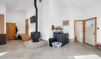 7705 SEATTLE Ave, Bay City, OR 97107