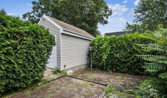 29 Griffing Ave, Danbury, CT 06810