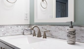 887 SW 198TH Pl, Beaverton, OR 97003