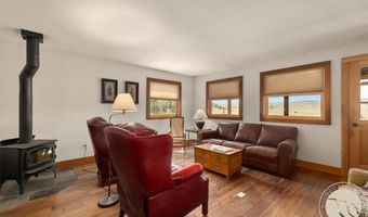 618 Grove Creek Rd, Absarokee, MT 59001