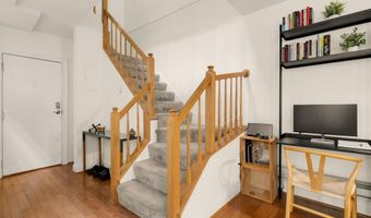 512 CATHEDRAL St 3, Baltimore, MD 21201