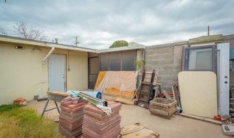 1007 N 8TH St, Carlsbad, NM 88220