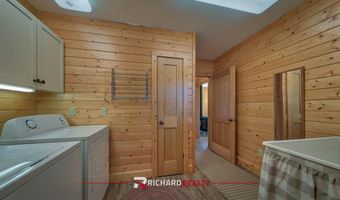 52 Road 8UC, Clark, WY 82435