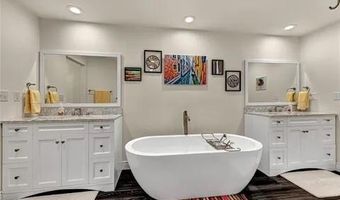 13 Dunedin Pl, Bella Vista, AR 72715
