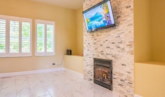 372 Foxboro Dr, Avon, IN 46123