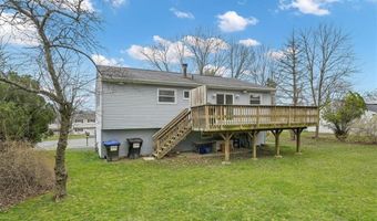 8 Decker Dr, Blooming Grove, NY 10992