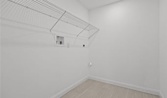 253 Central St, Lincoln, RI 02865