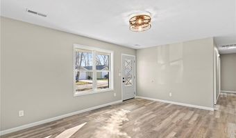 230 S 4th St, Austin, IN 47102