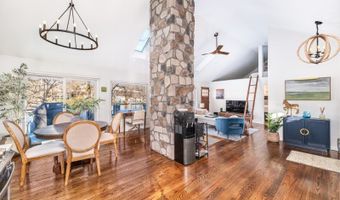 361 E Lakeshore Dr, Alloway, NJ 07422