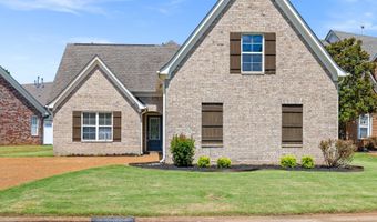 8924 VILLAGE LAKE Ln, Bartlett, TN 38002