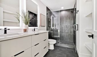 208 NW 9th St, Bentonville, AR 72712