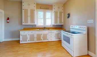 106 W Prairie St, Albion, NE 68620
